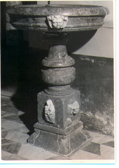 acquasantiera - bottega Italia meridionale (sec. XVII)