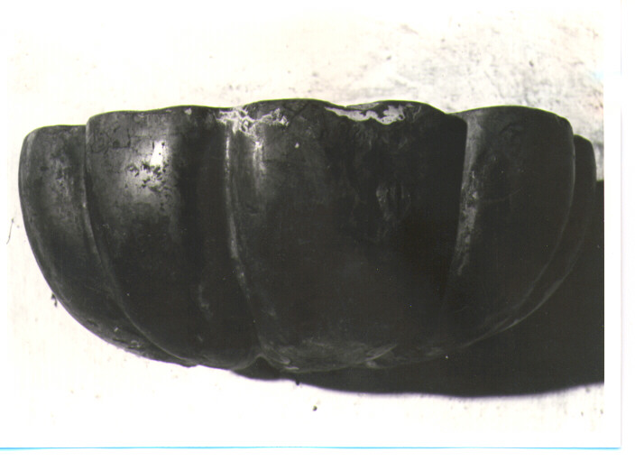 acquasantiera - a conchiglia - bottega Italia meridionale (sec. XVIII)