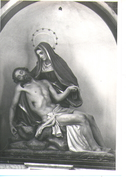 Pietà (gruppo scultoreo) - bottega napoletana (inizio sec. XX)
