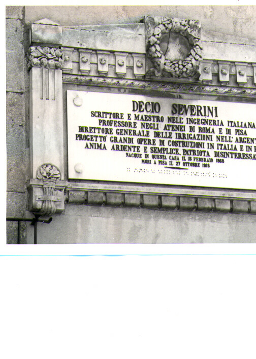 lapide commemorativa - bottega Italia meridionale (sec. XX)