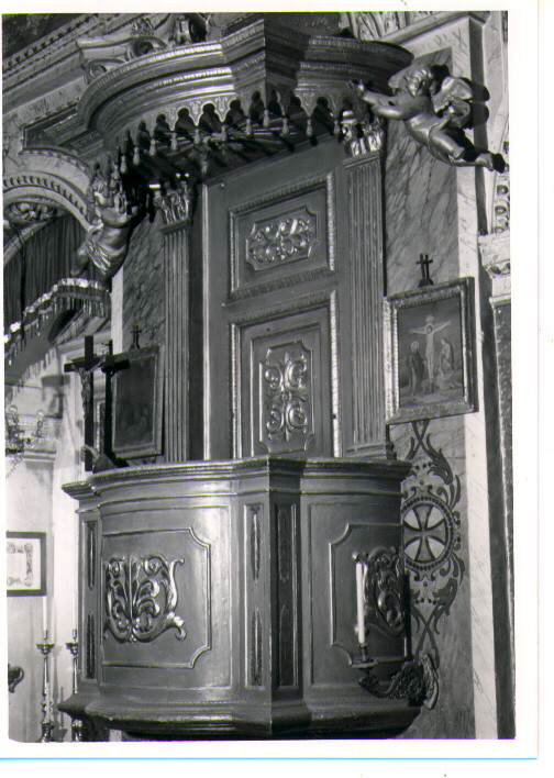 pulpito - bottega Italia meridionale (prima metà sec. XVIII)