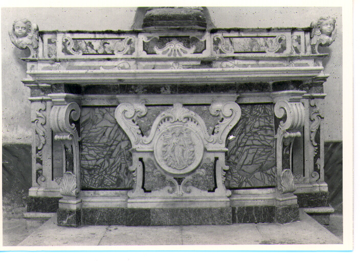 altare - bottega napoletana (ultimo quarto sec. XVIII)