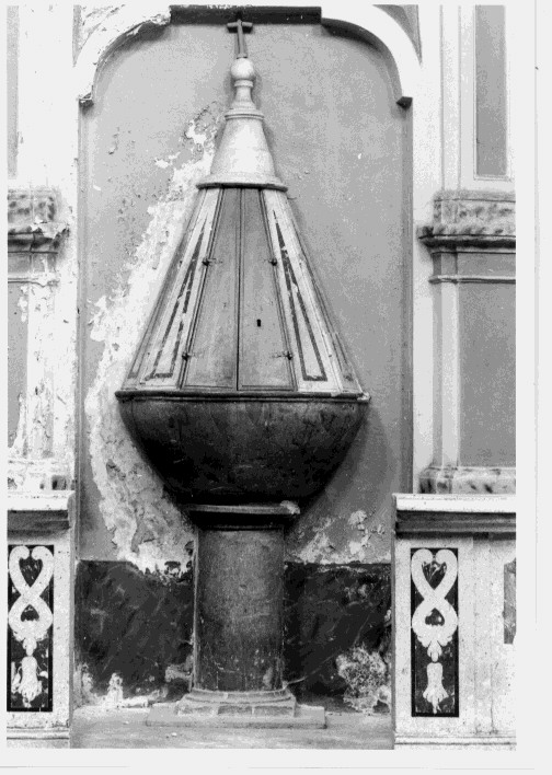 fonte battesimale - bottega Italia meridionale (sec. XVIII)