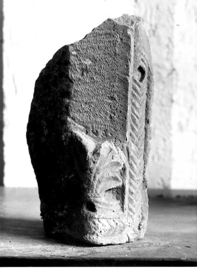 decorazione plastica, frammento - bottega Italia meridionale (fine/inizio secc. XII/ XIII)