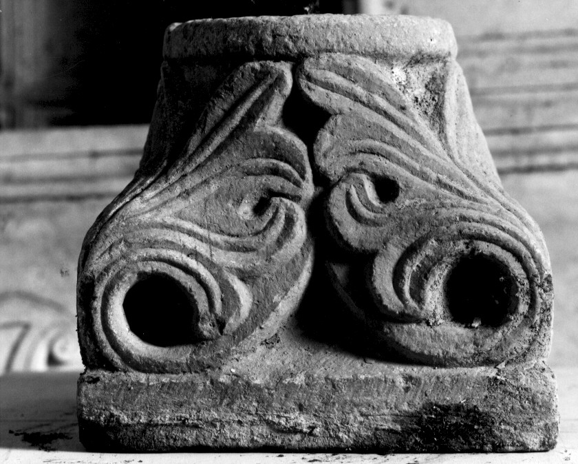 capitello - bottega Italia meridionale (sec. XII)