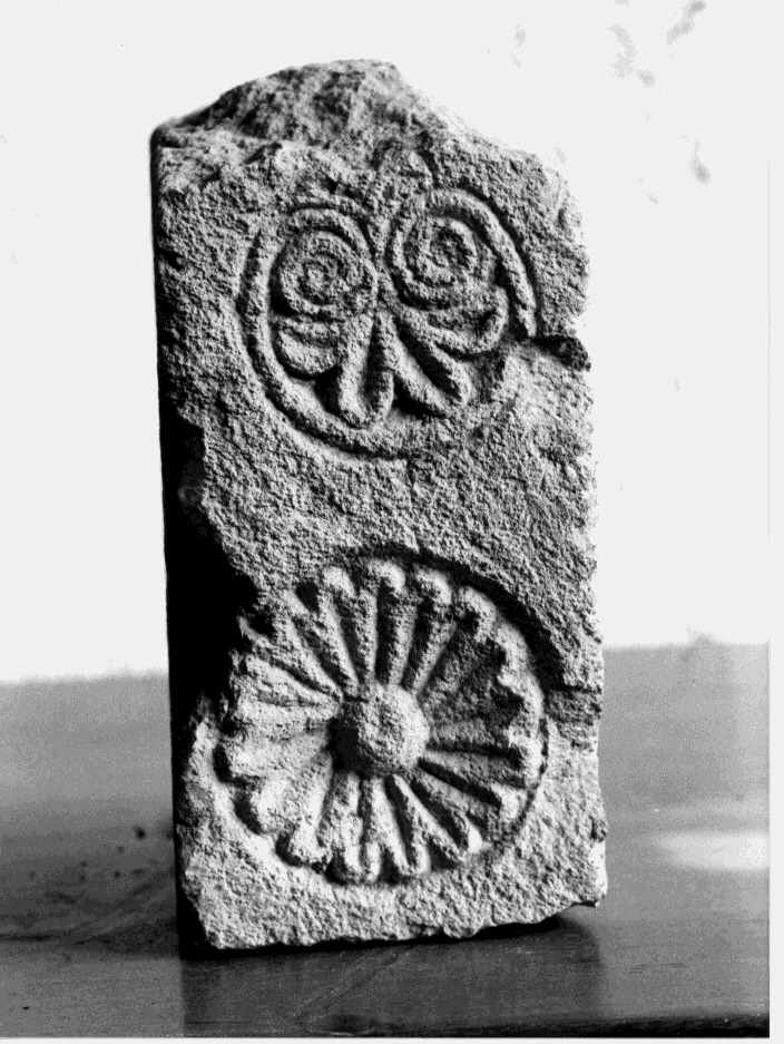 decorazione plastica, frammento - bottega Italia meridionale (sec. XI)