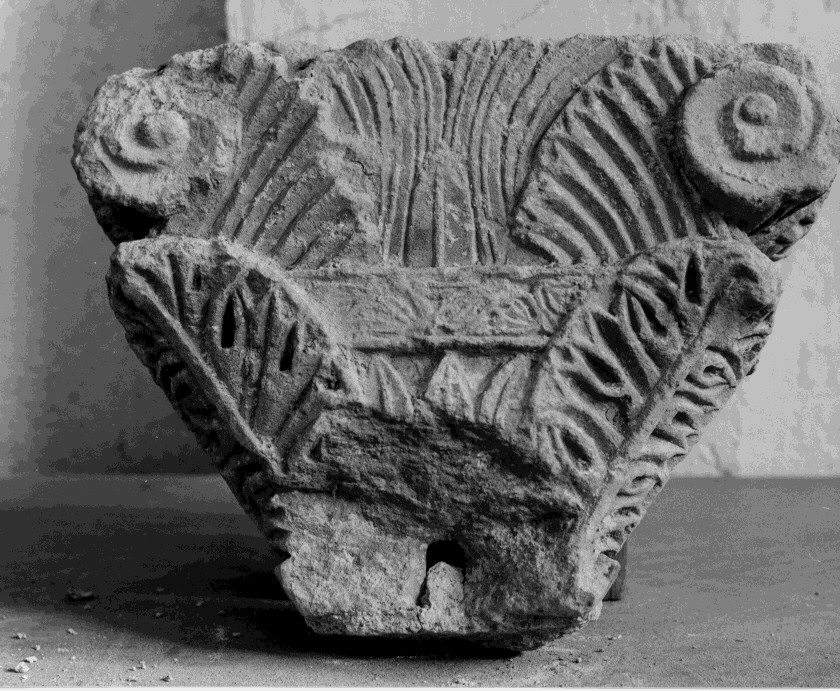 capitello - bottega Italia meridionale (sec. XII)