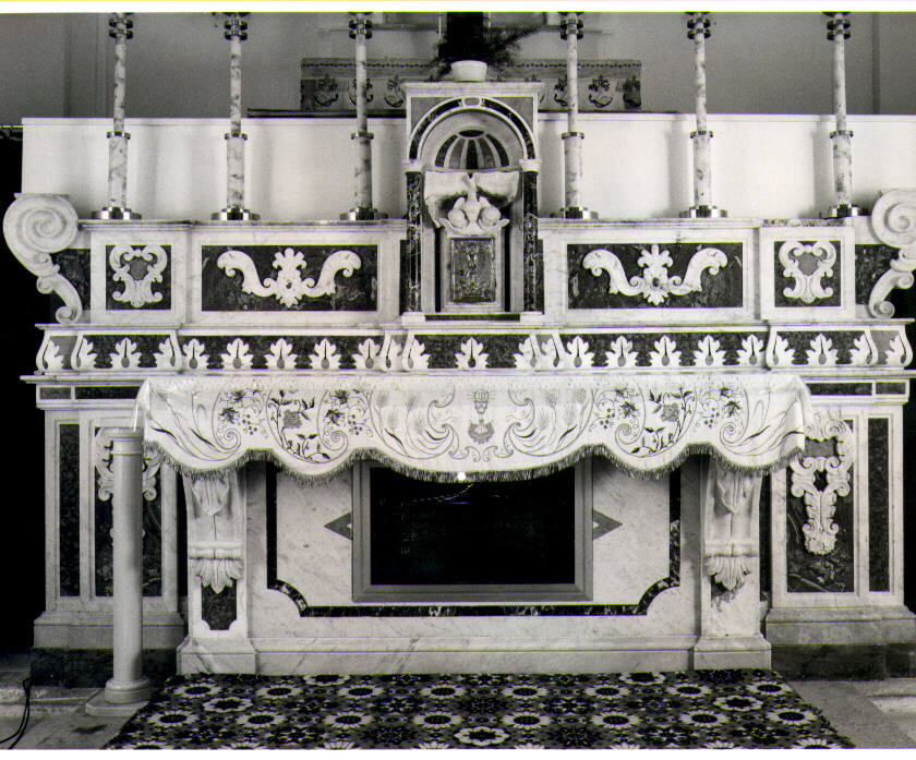 altare maggiore - bottega Italia meridionale (sec. XIX)