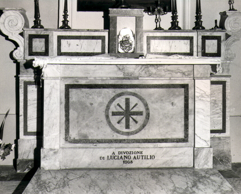 altare - bottega Italia meridionale (sec. XX)