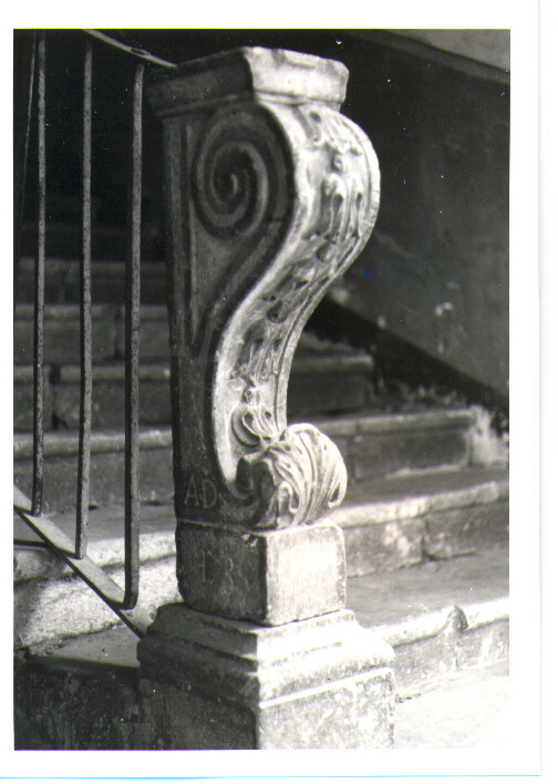 mensola architettonica - bottega Italia meridionale (sec. XVIII)