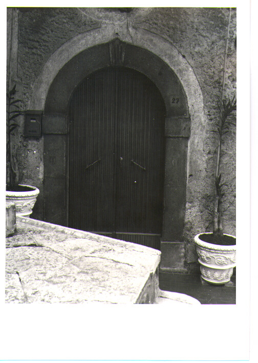 portale - bottega Italia meridionale (sec. XIX)