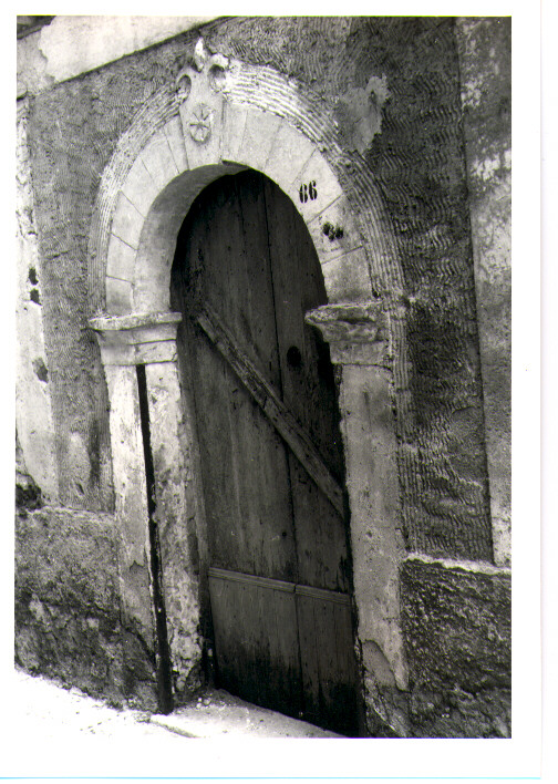 portale - bottega Italia meridionale (sec. XIX)