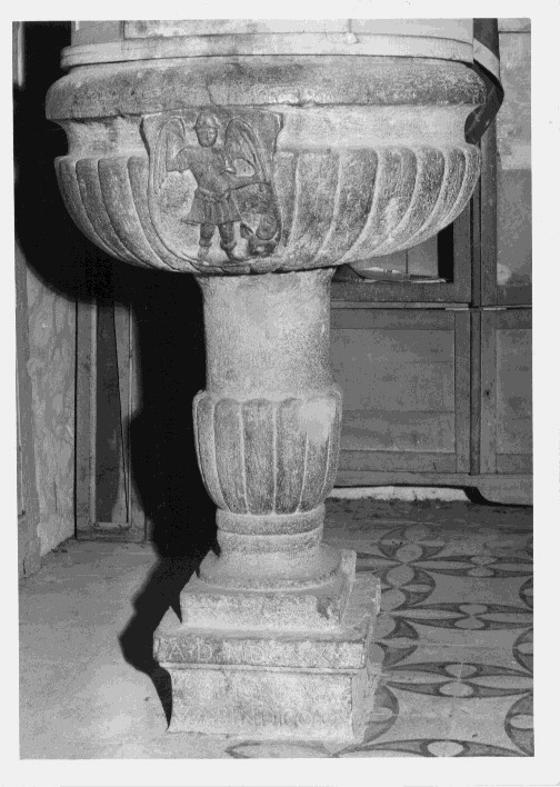 fonte battesimale - bottega Italia meridionale (sec. XVII)