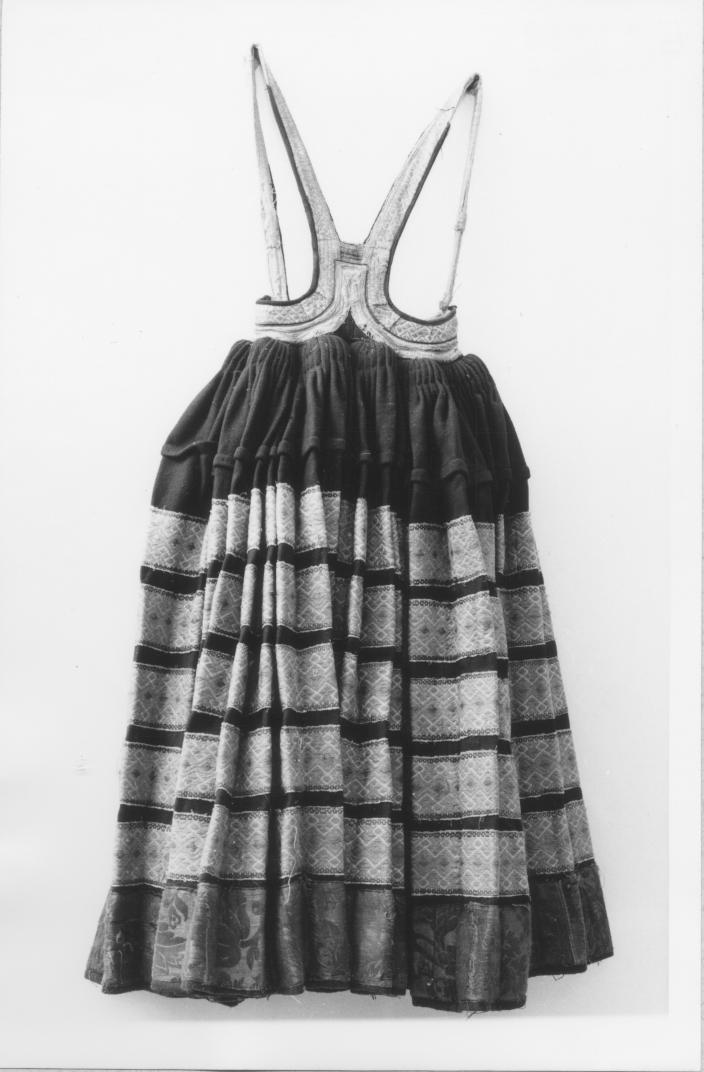 gonna - manifattura Italia meridionale (sec. XX)