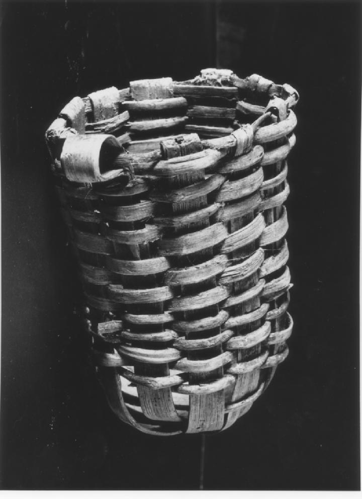 contenitore, fuscello - bottega Italia meridionale (sec. XX)