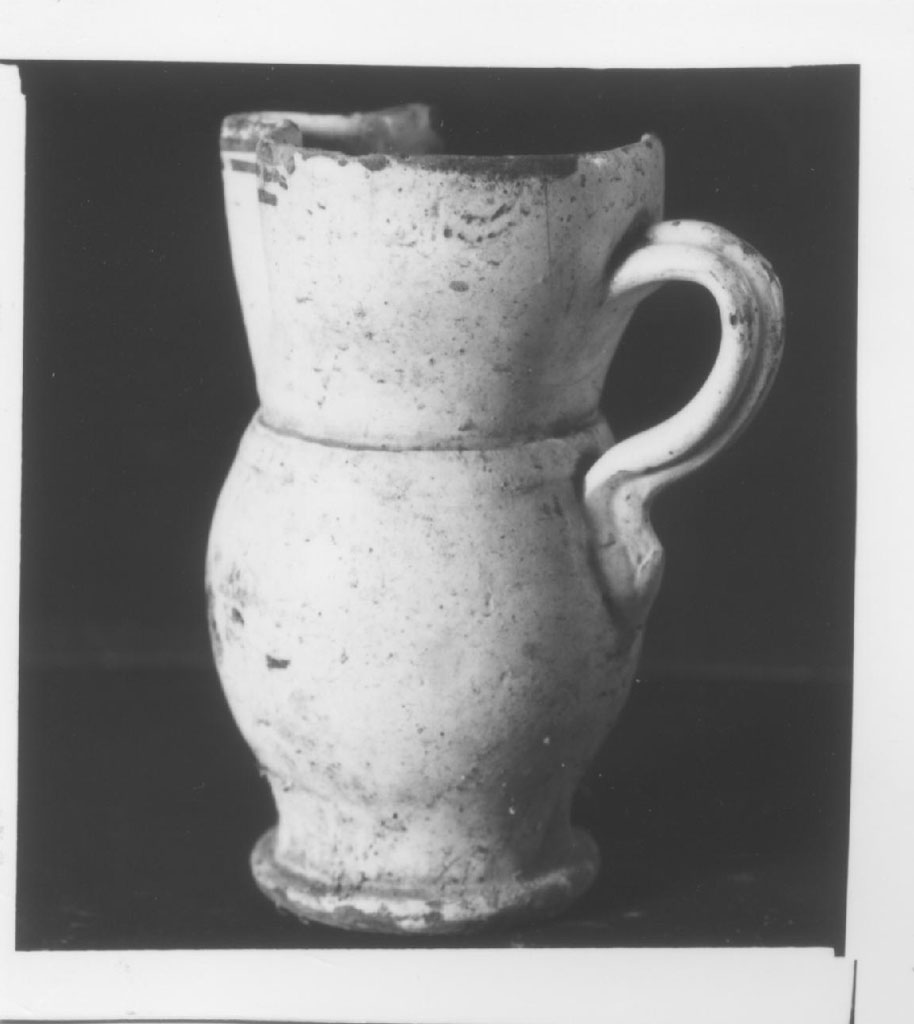 brocca - bottega Italia meridionale (sec. XX)