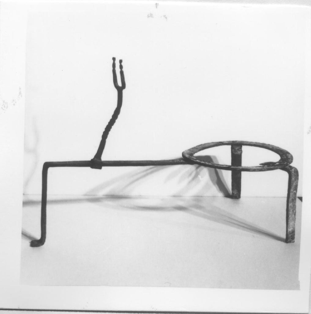 treppiede - bottega Italia meridionale (sec. XX)