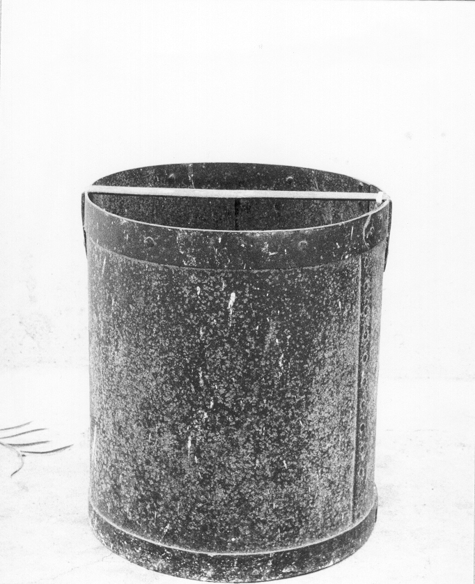 recipiente unità di misura per cereali, Agricoltura di nr (Artigiani (fabbri)) - Bottega artigiana (sec. XX)