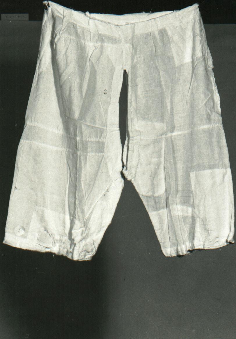 mutanda - manifattura locale (sec. XX prima metà)