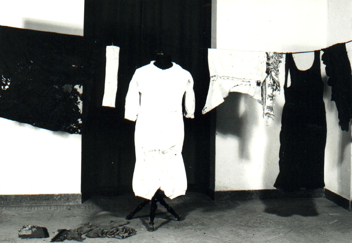 abito - manifattura locale (1955 ca)