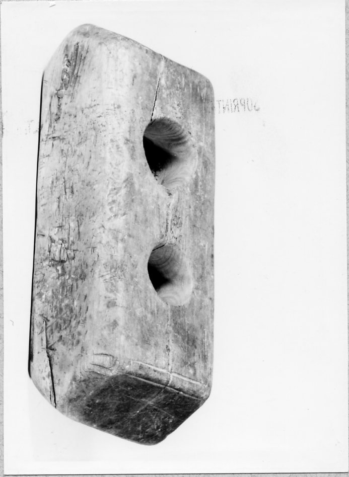 base per avvolgitore, Casa contadina - arte dei pastori o bottega artigiana (sec. XX prima metà)