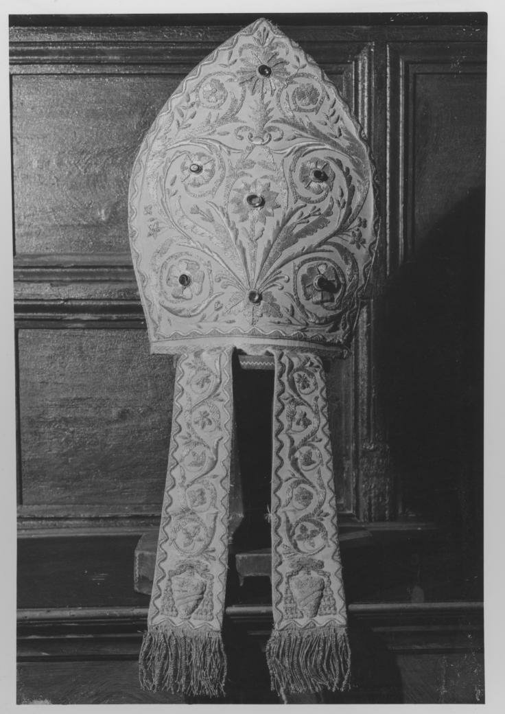 mitria - manifattura napoletana (sec. XIX)