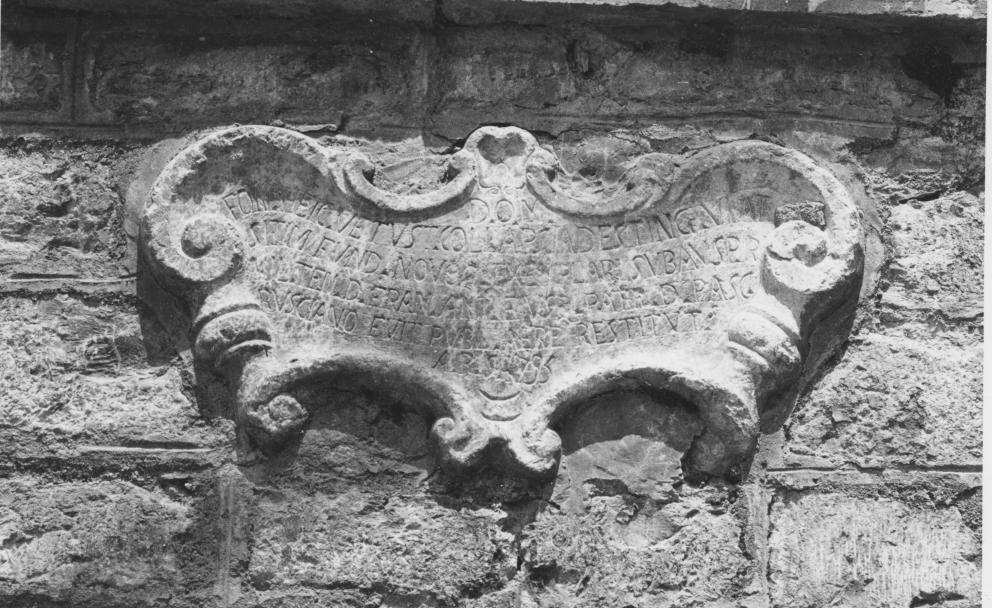 lapide commemorativa - bottega Italia meridionale (sec. XVIII)