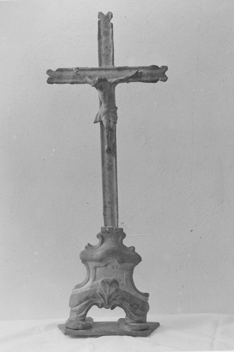 crocifisso - bottega napoletana (seconda metà sec. XVII)