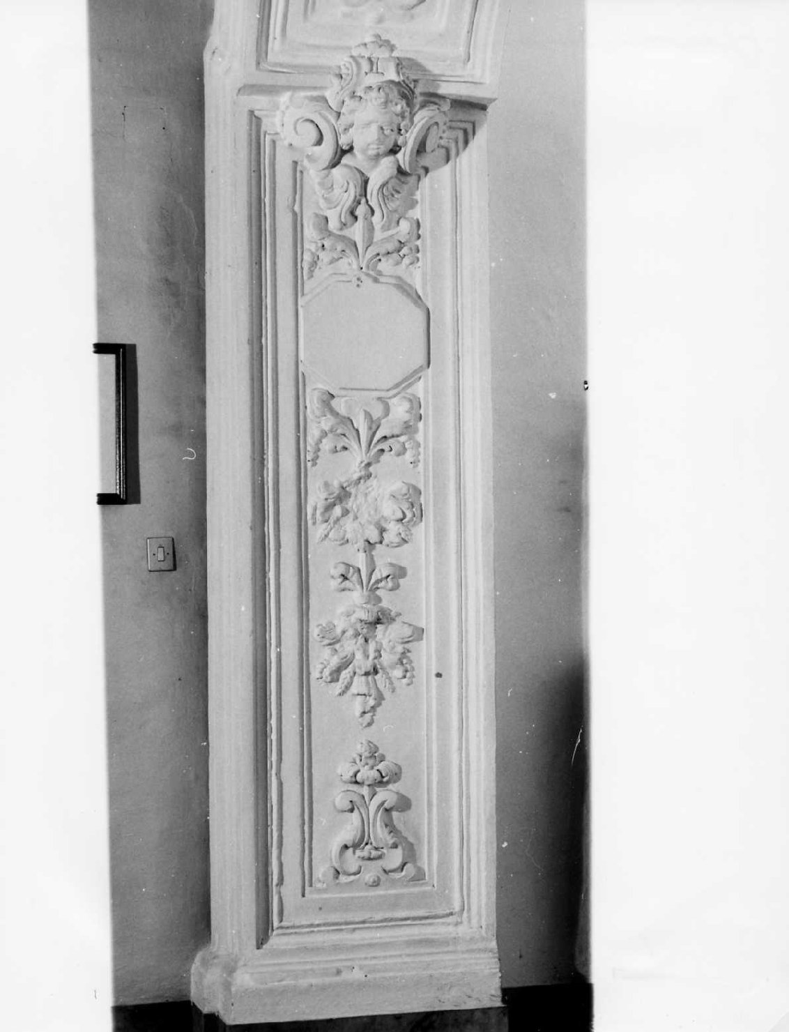 arco trionfale - bottega Italia meridionale (sec. XVIII)