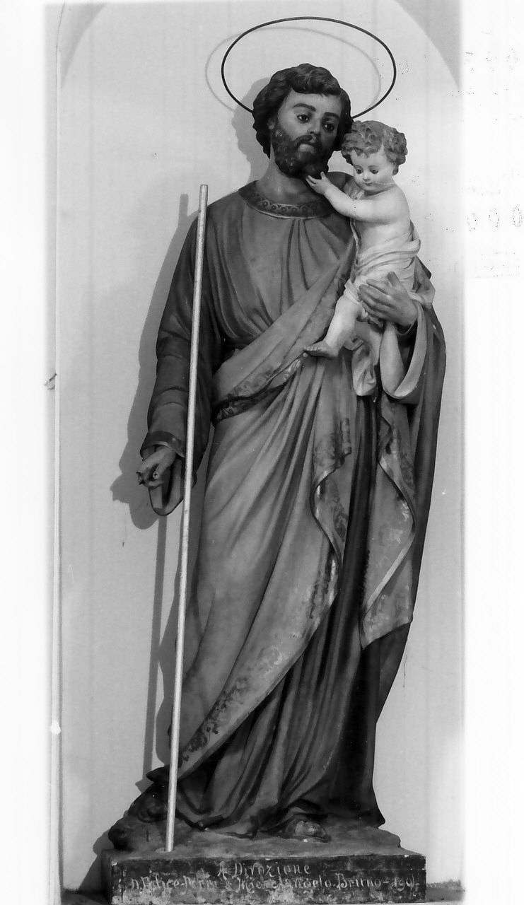 San Giuseppe e Gesù Bambino (statua, opera isolata) - bottega Italia meridionale (sec. XX)