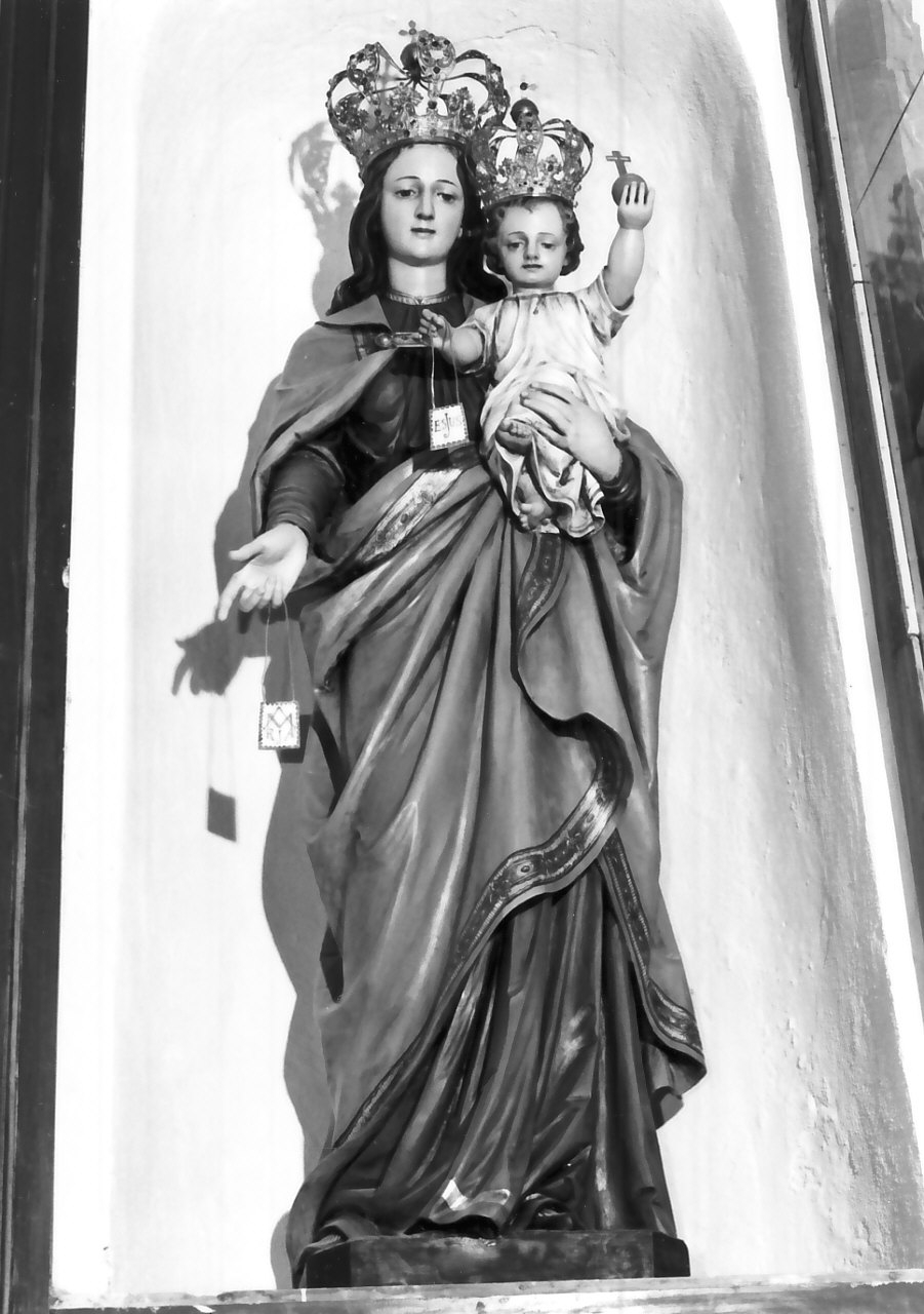 Madonna del Carmelo (statua, opera isolata) - bottega calabrese (primo quarto sec. XX)
