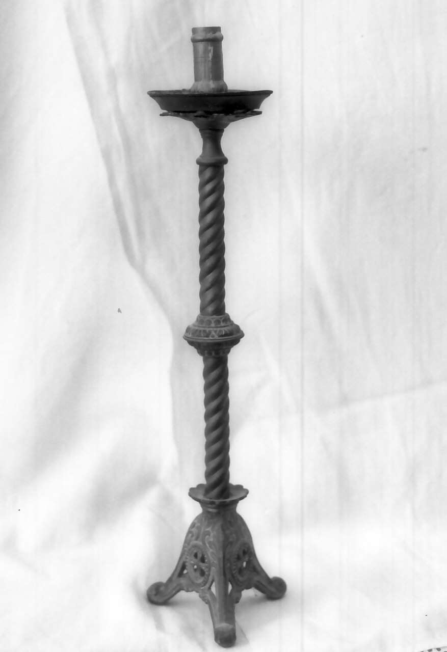 candelabro, opera isolata - bottega calabrese (inizio sec. XX)