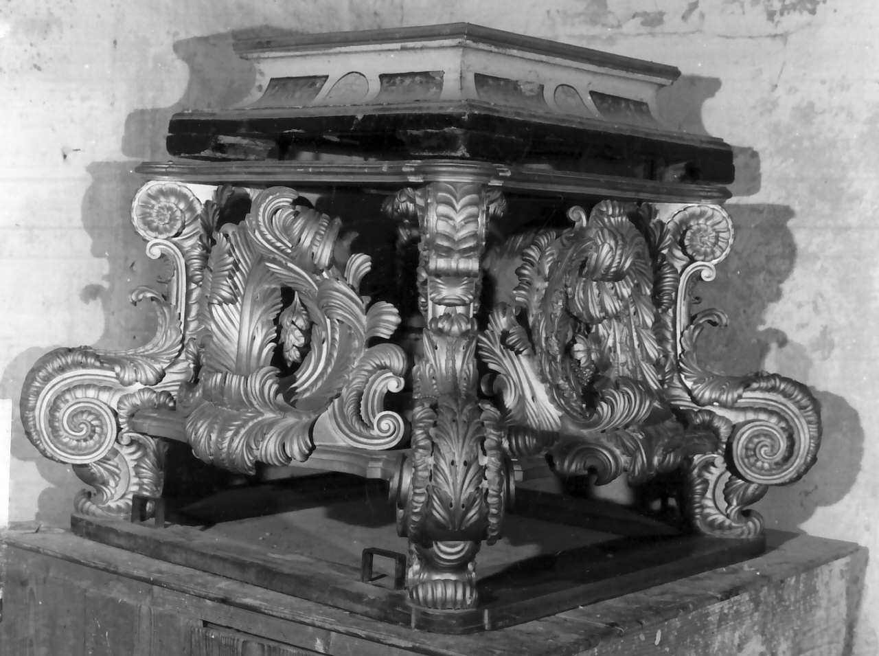 base processionale, opera isolata - bottega Italia meridionale (sec. XIX)