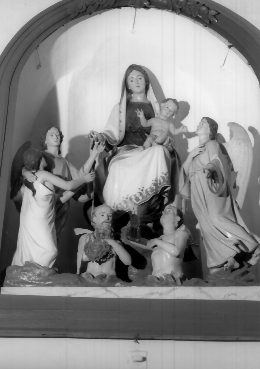 Madonna del Carmelo (gruppo scultoreo, opera isolata) di Malecore Giuseppe (fine/inizio secc. XIX/ XX)