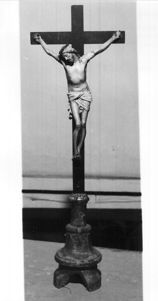 crocifisso, opera isolata - bottega calabrese (sec. XX)
