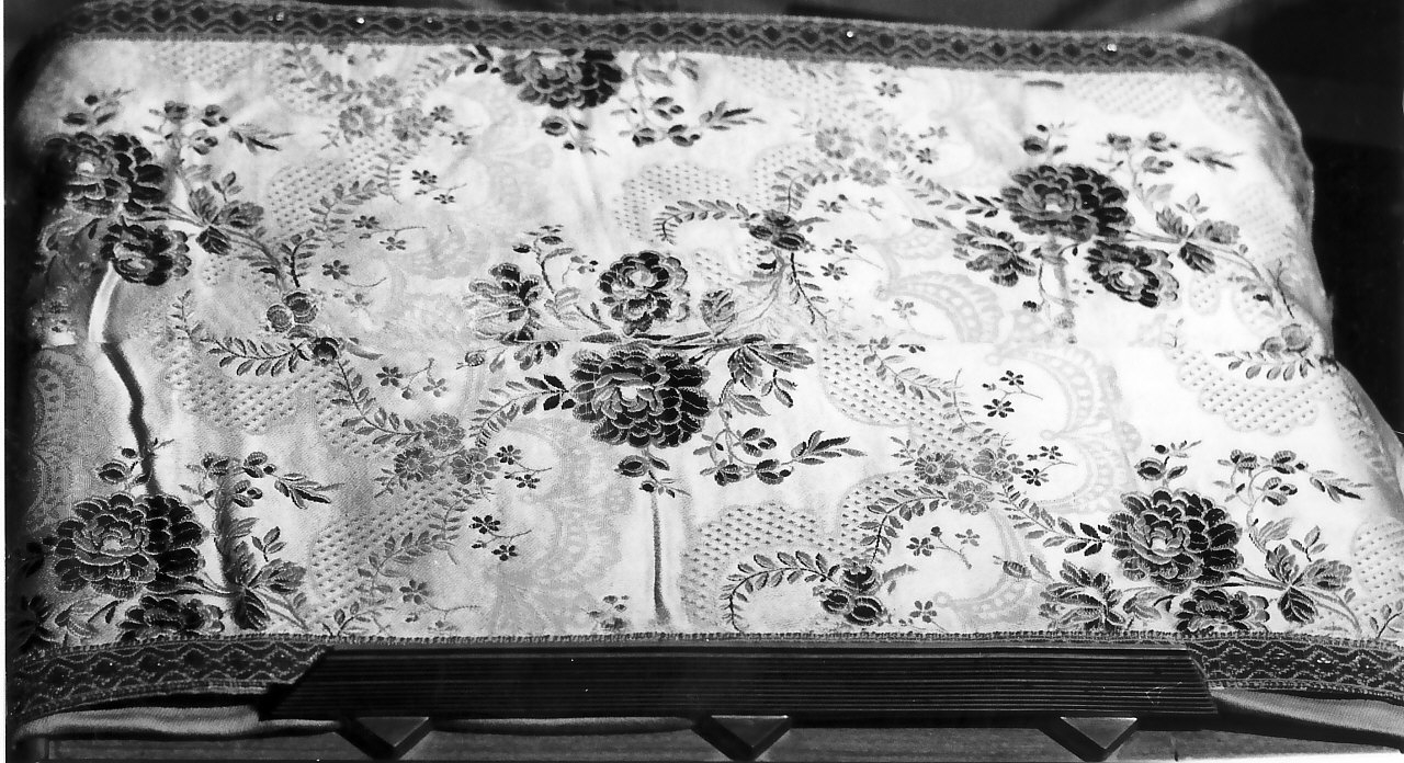 velo di calice, opera isolata - manifattura calabrese (sec. XIX)