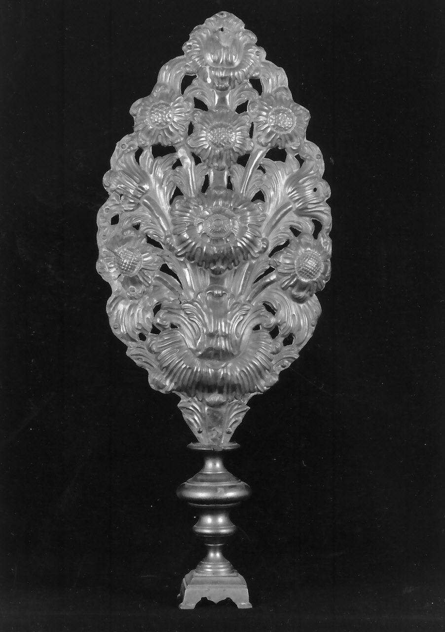 composizione floreale d'altare, serie - bottega calabrese (sec. XIX, sec. XX)