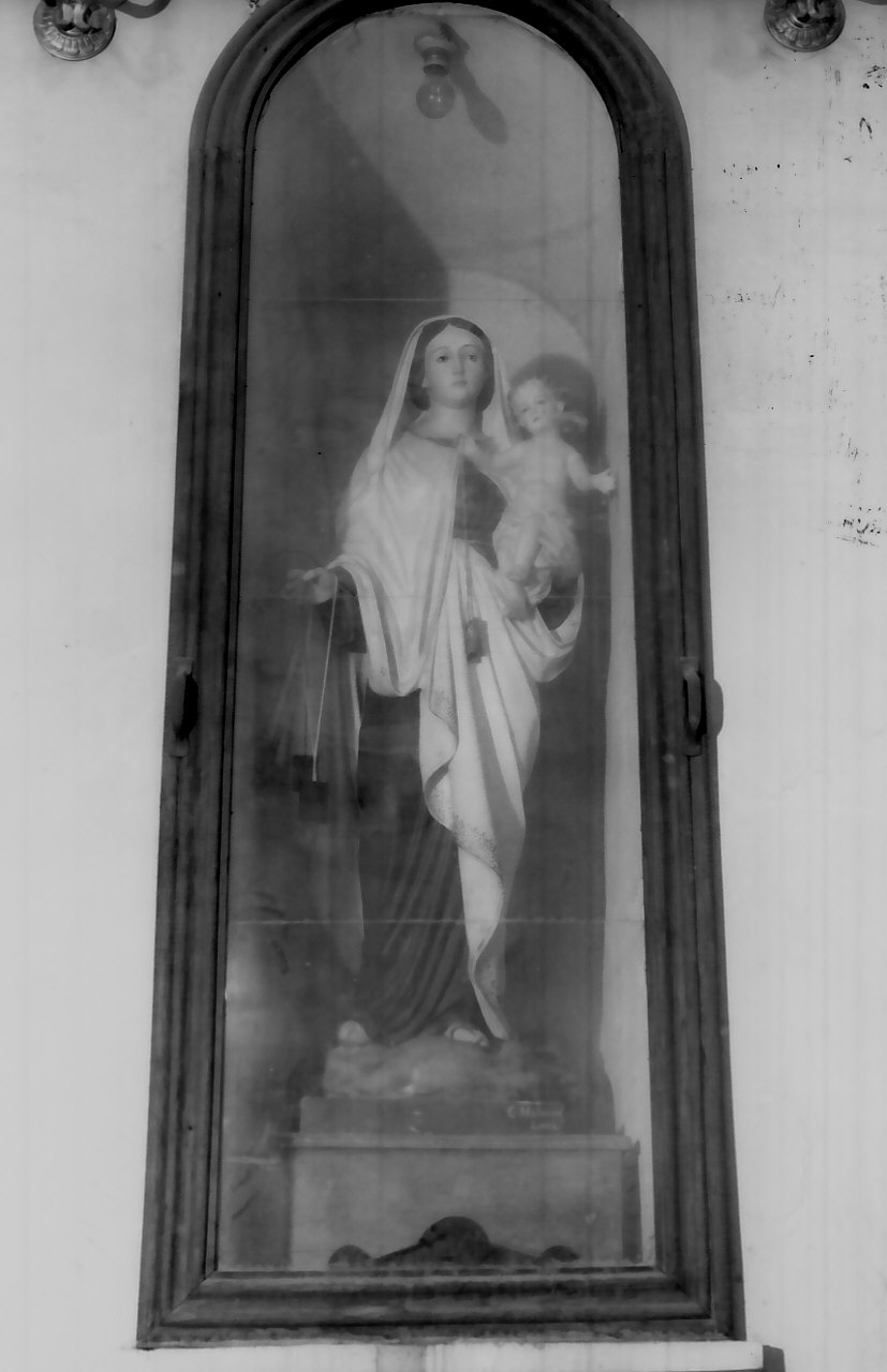 Madonna del Carmelo (statua) di Malecore Giuseppe (inizio sec. XX)