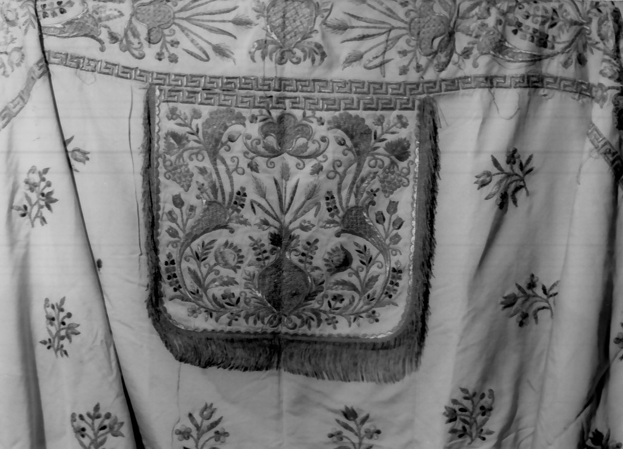 piviale, opera isolata - bottega calabrese (sec. XIX)