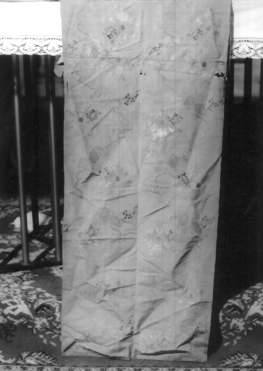 tovaglia d'altare - bottega calabrese (inizio sec. XIX)