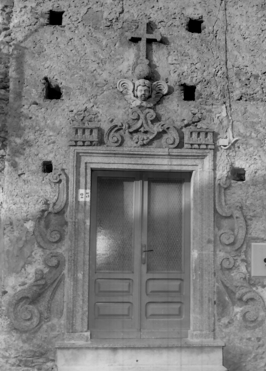 portale, opera isolata - bottega calabrese (fine sec. XVIII)