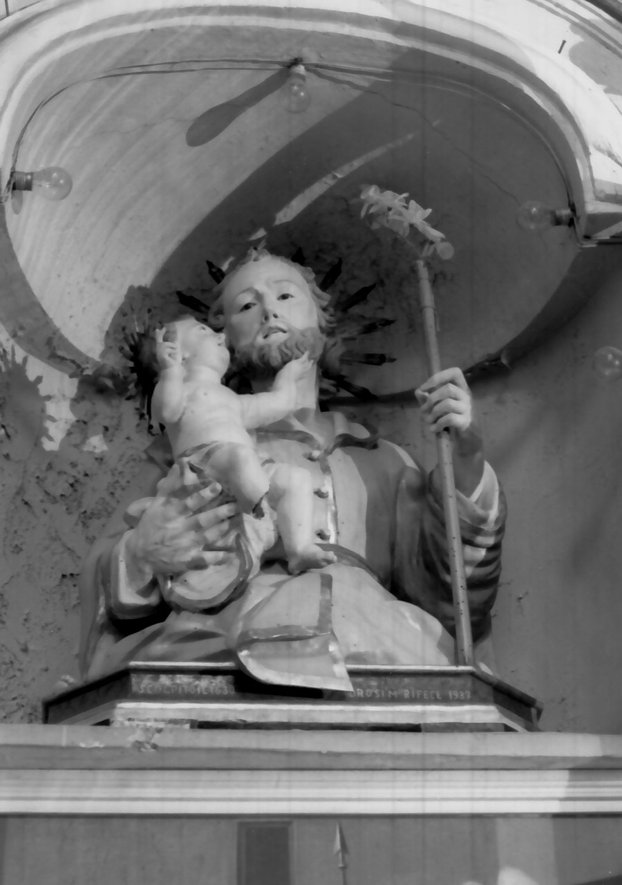 San Giuseppe e Gesù Bambino (busto, opera isolata) - bottega Italia meridionale (sec. XVII)