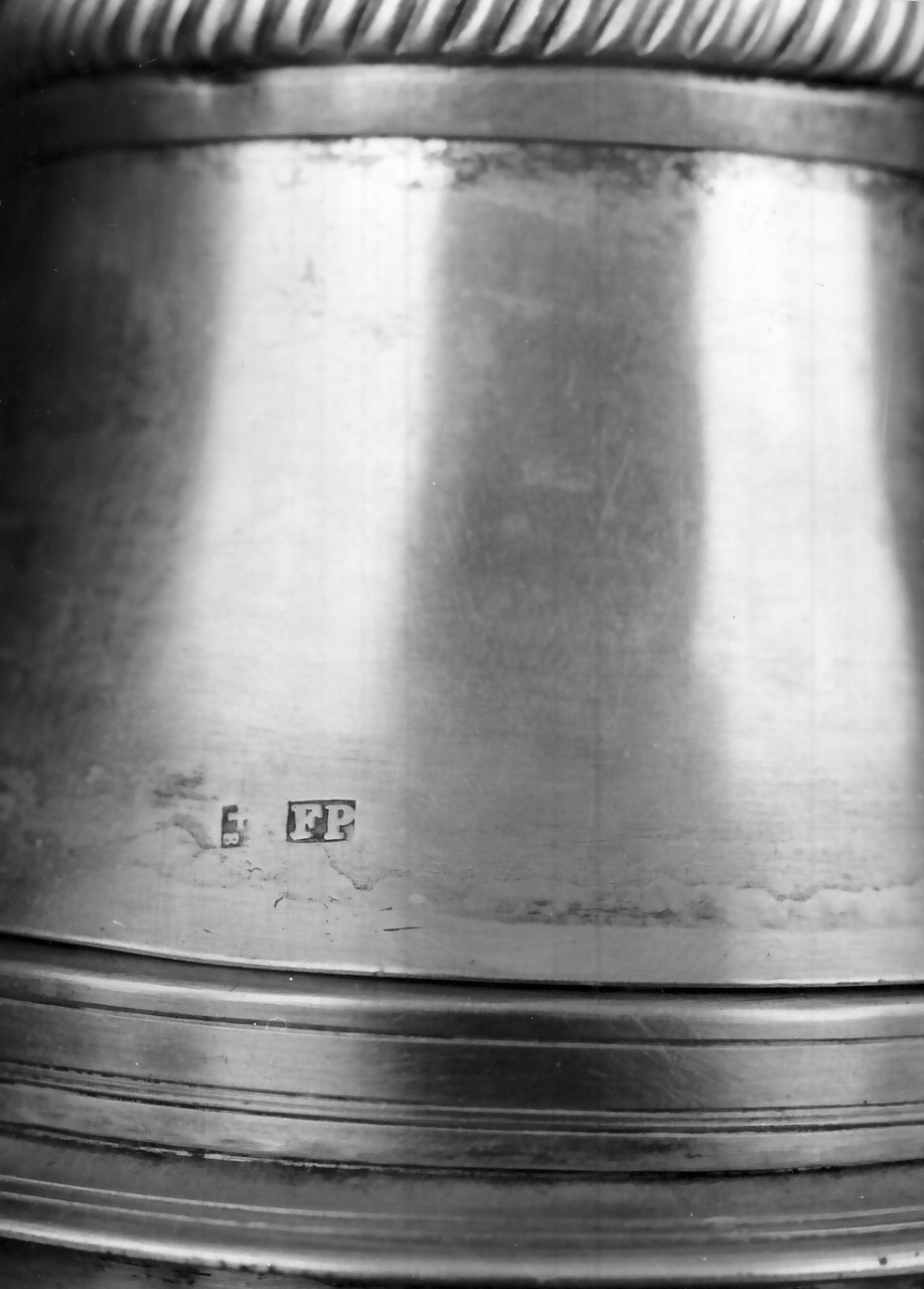 calice, opera isolata - bottega Italia meridionale (sec. XIX)