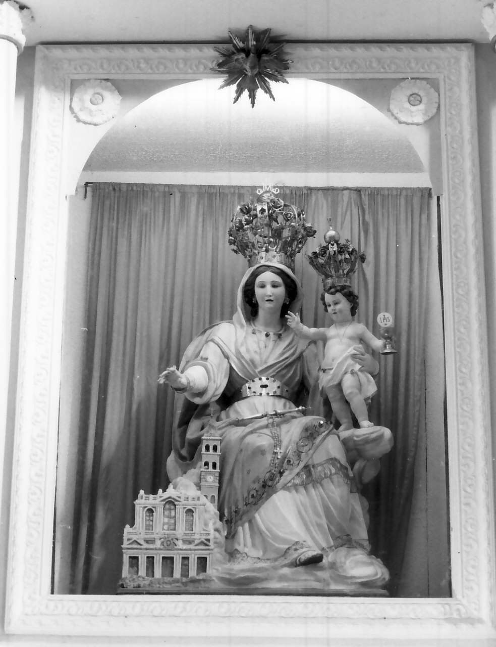 Madonna della Neve (statua, opera isolata) - bottega Italia meridionale (fine/inizio secc. XIX/ XX)