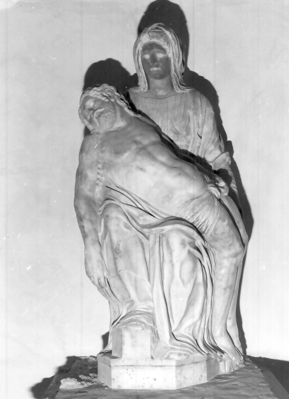 Pietà (scultura, opera isolata) - bottega Italia meridionale (fine sec. XVI)