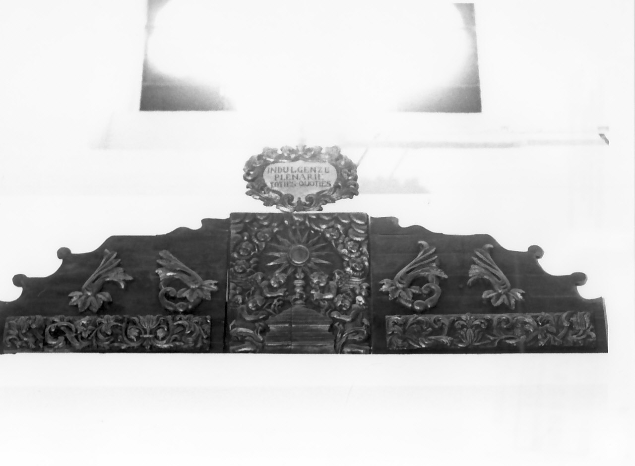 decorazione plastico-architettonica, opera isolata - bottega Italia meridionale (secc. XVIII/ XIX)