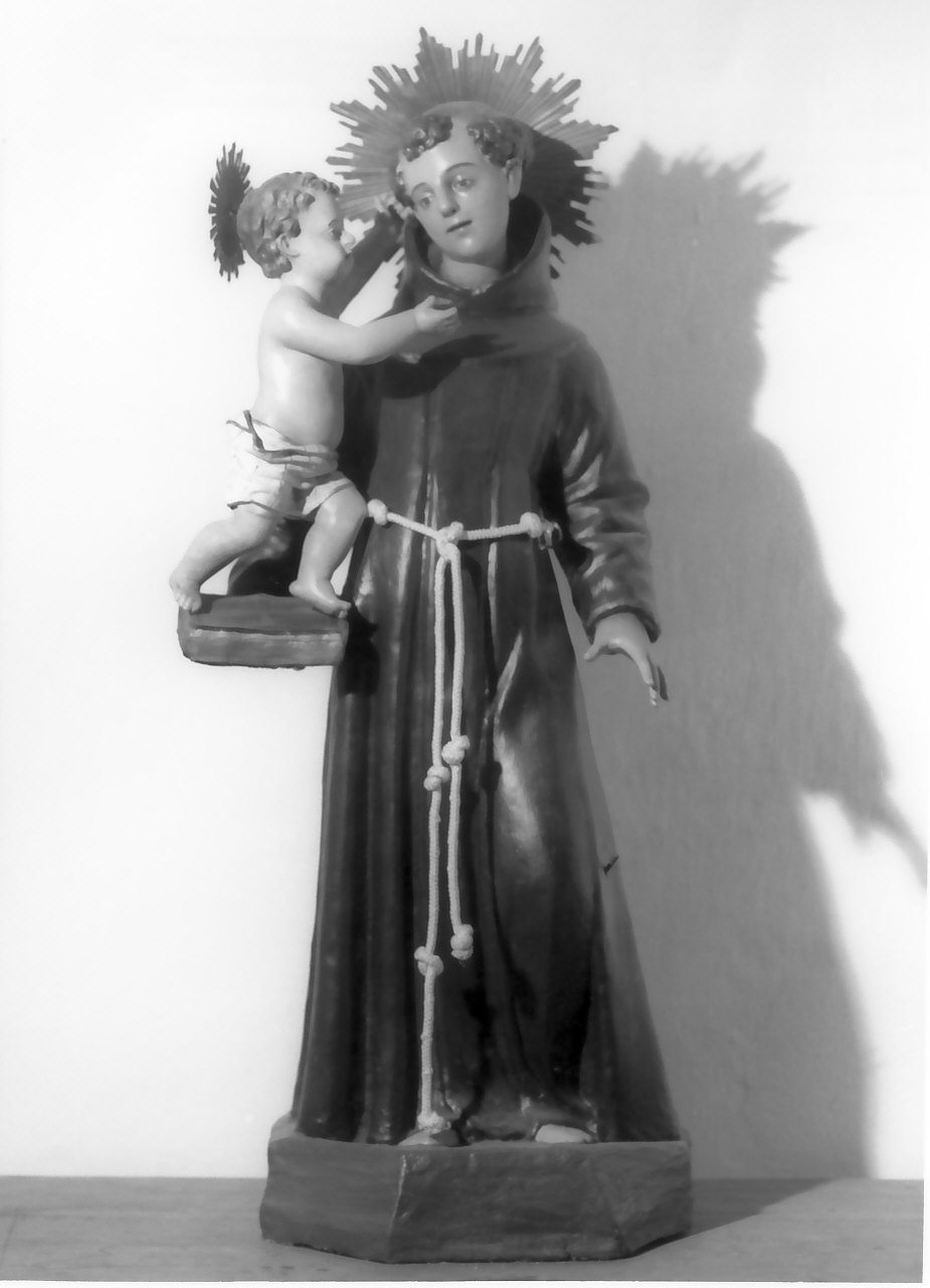 Sant'Antonio da Padova con il bambino (statua, opera isolata) - bottega Italia meridionale (fine/inizio secc. XVIII/ XIX)