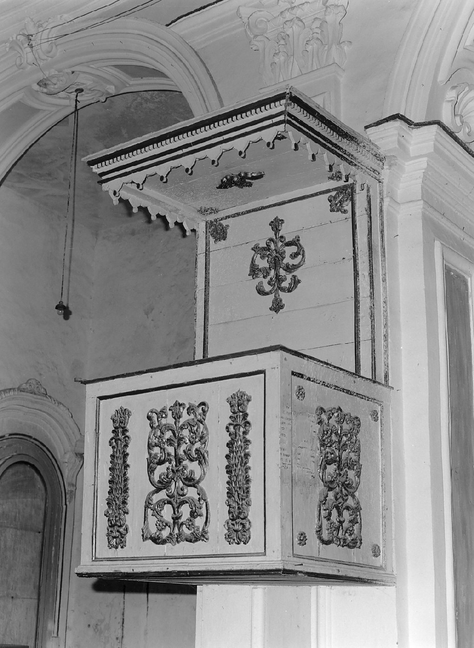 pulpito, opera isolata - bottega calabrese (fine/inizio secc. XVII/ XVIII)