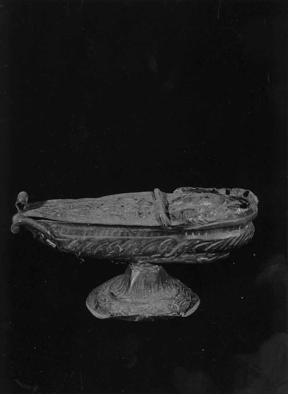 navicella portaincenso, opera isolata - bottega Italia meridionale (inizio sec. XIX)