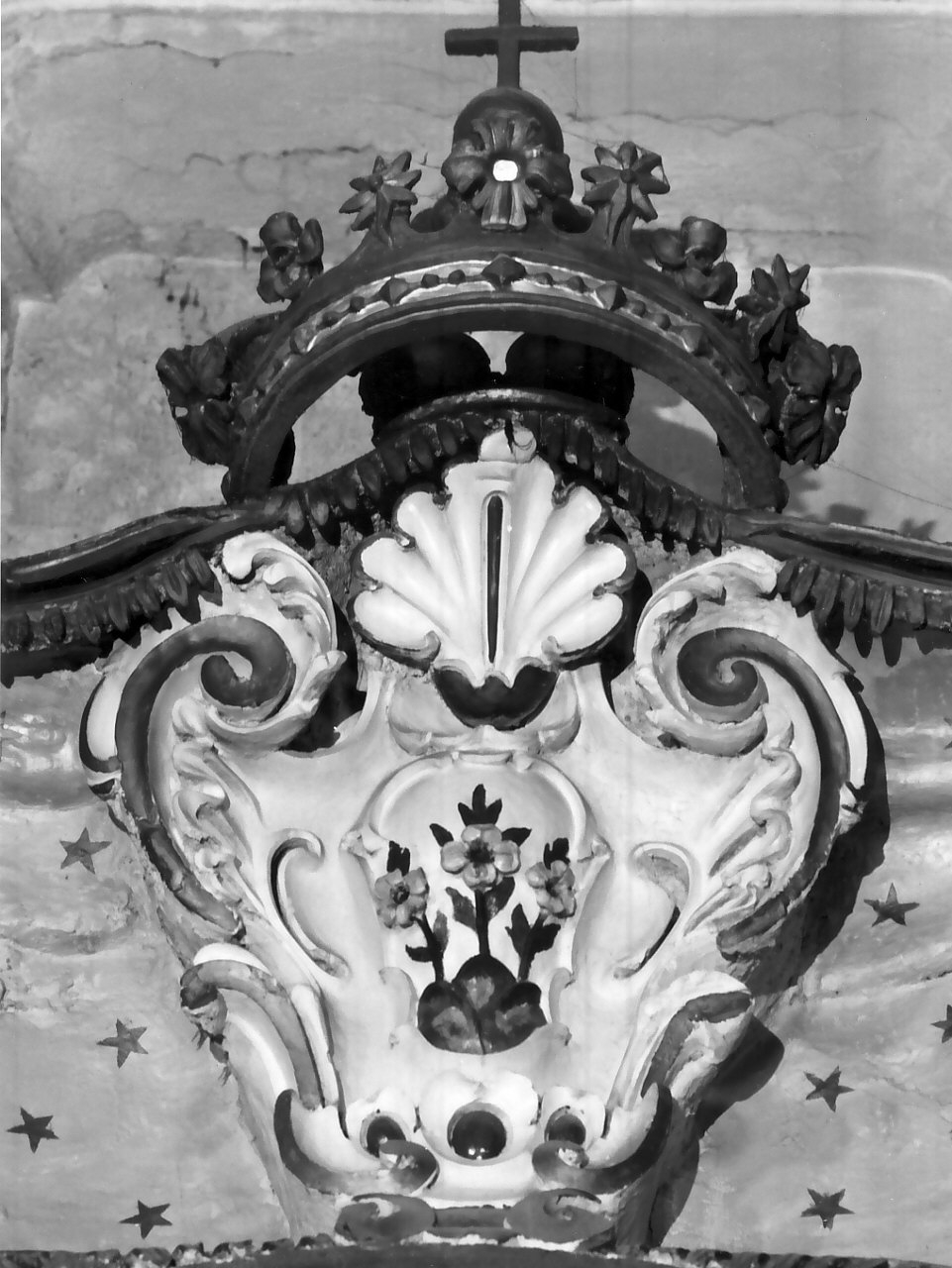 stemma (decorazione plastica) di Pignataro (sec. XIX)